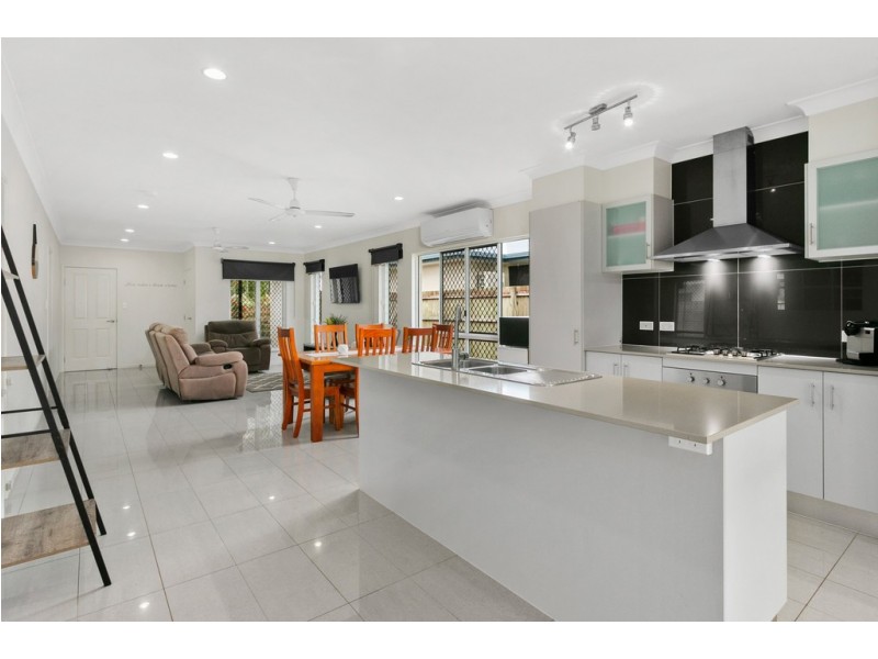 13 Landsborough Drive, Smithfield QLD 4878