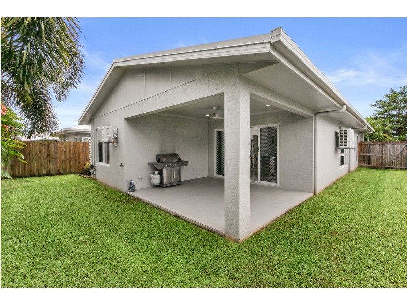 13 Landsborough Drive, Smithfield QLD 4878