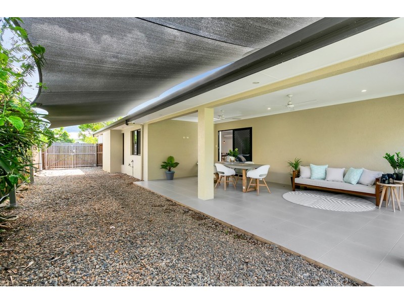 75 Landsborough Drive, Smithfield QLD 4878