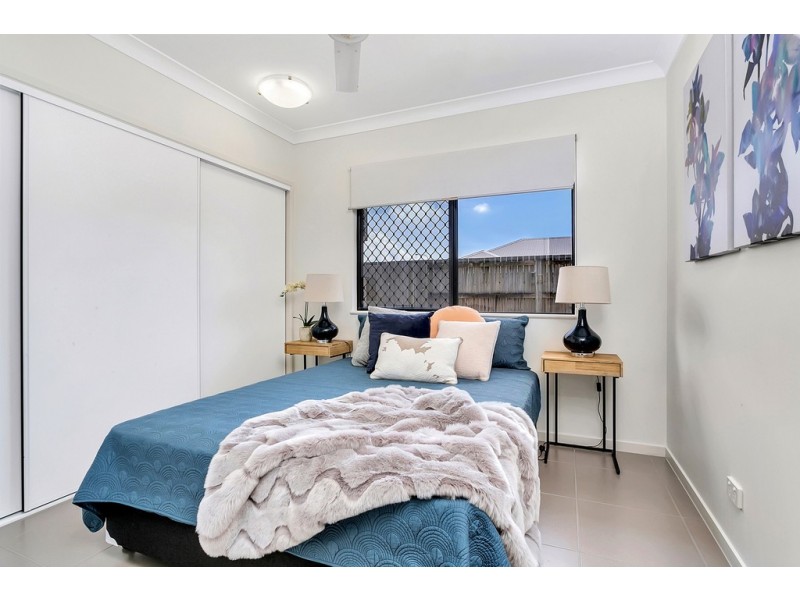 75 Landsborough Drive, Smithfield QLD 4878