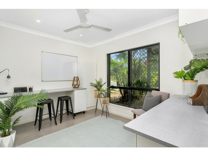 75 Landsborough Drive, Smithfield QLD 4878