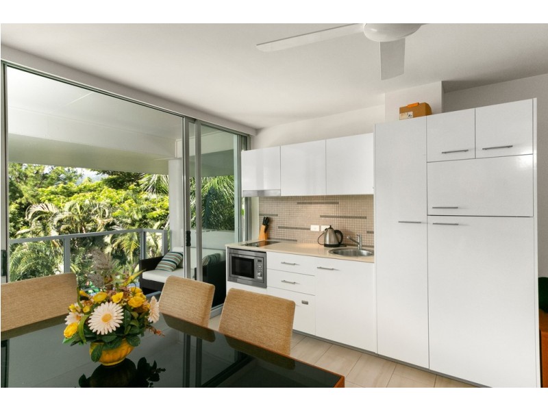 2402/2-22 Veivers Road, Palm Cove QLD 4879