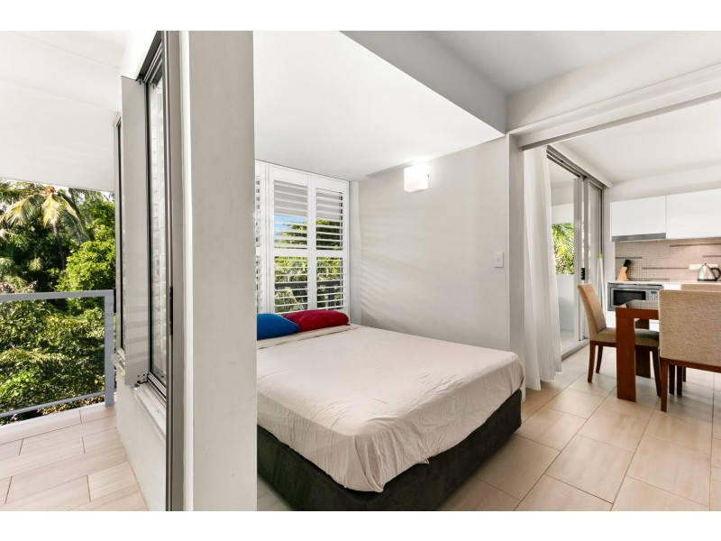 2402/2-22 Veivers Road, Palm Cove QLD 4879