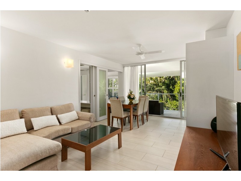 2402/2-22 Veivers Road, Palm Cove QLD 4879
