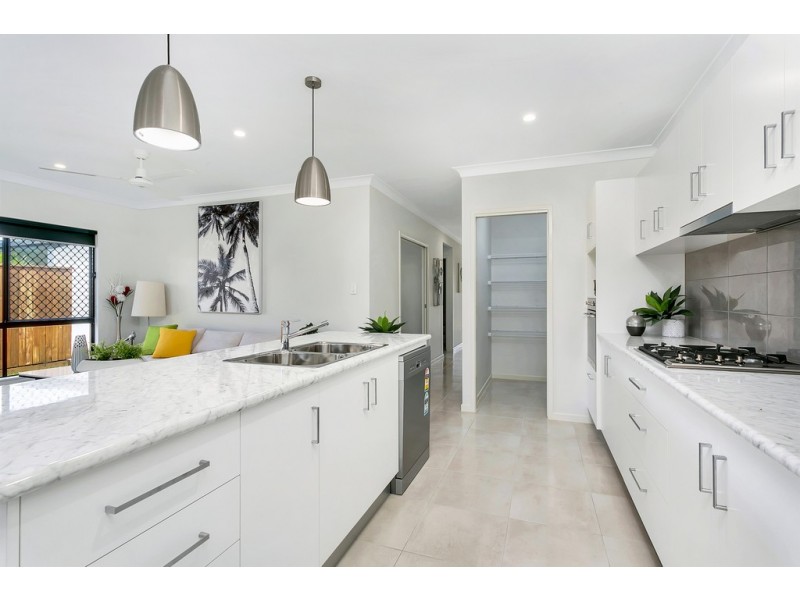 8 Bosun Place, Trinity Beach QLD 4879