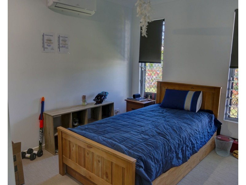 2/11 Tyson Place, Redlynch QLD 4870