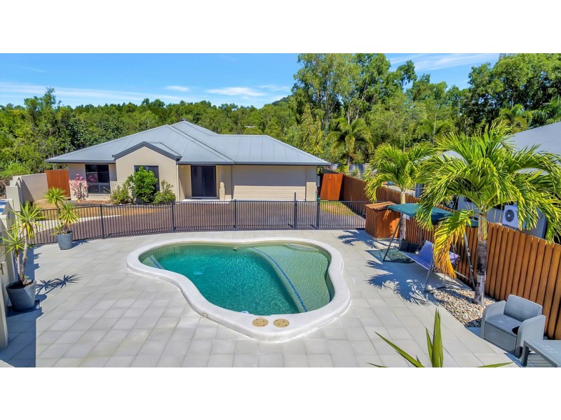 8 Natica Close, Trinity Beach QLD 4879