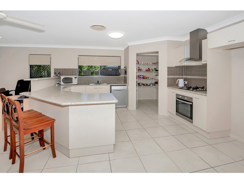 8 Natica Close, Trinity Beach QLD 4879