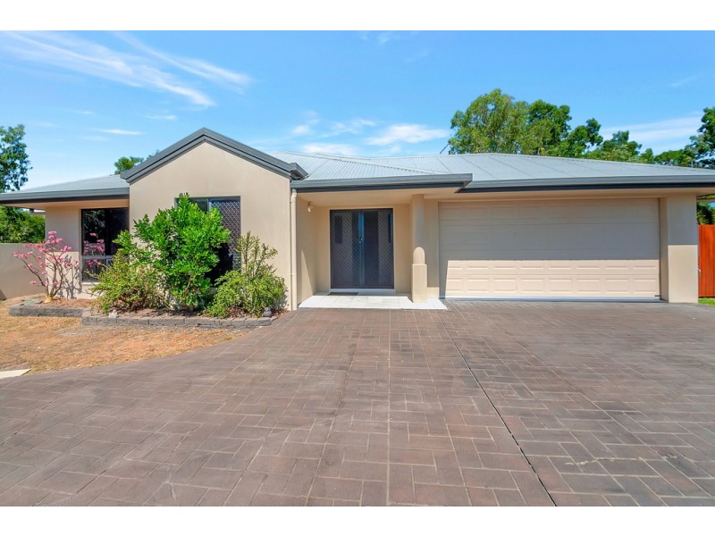 8 Natica Close, Trinity Beach QLD 4879