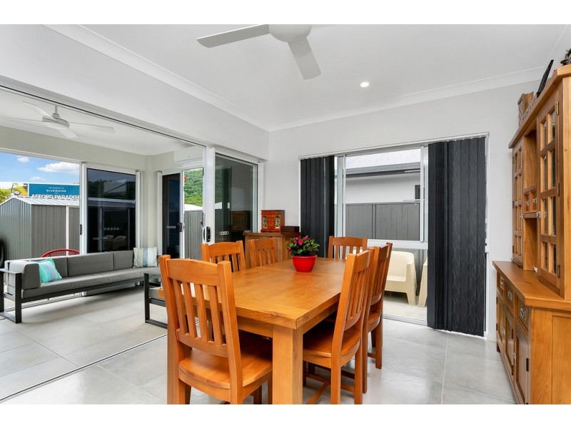 4 Coxswain Place, Trinity Beach QLD 4879