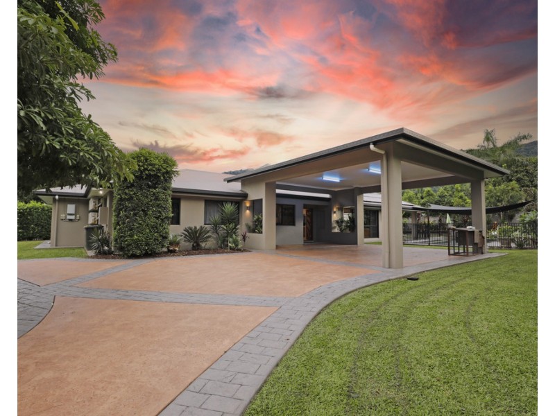 43 Stanton Road, Smithfield QLD 4878