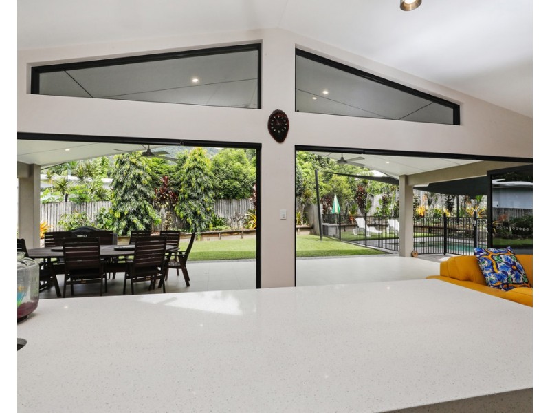43 Stanton Road, Smithfield QLD 4878