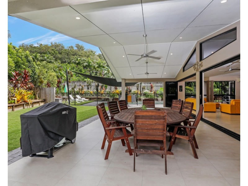 43 Stanton Road, Smithfield QLD 4878