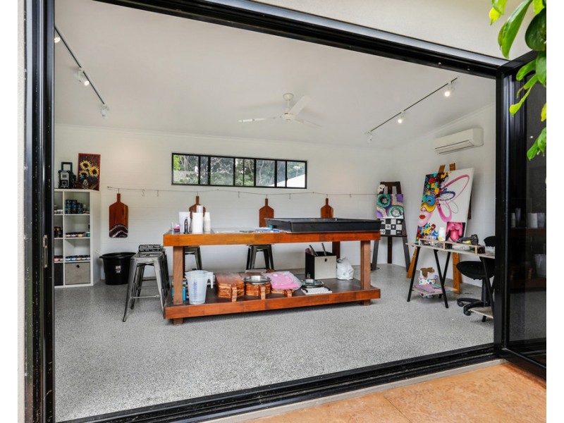 43 Stanton Road, Smithfield QLD 4878