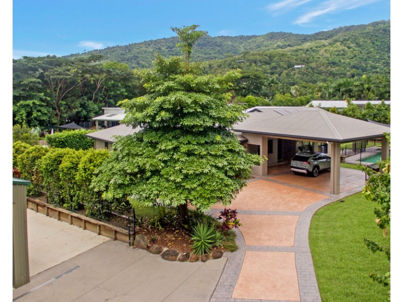 43 Stanton Road, Smithfield QLD 4878