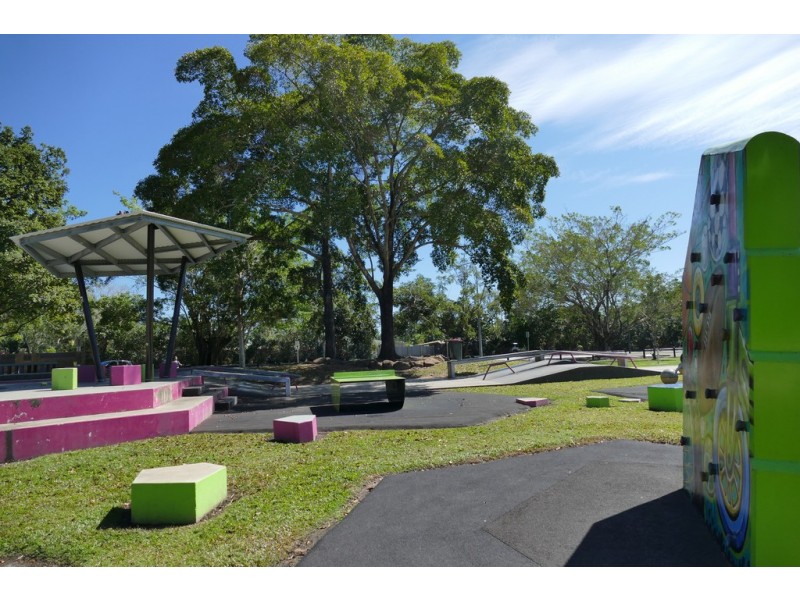 17 Hagen Close, Trinity Beach QLD 4879