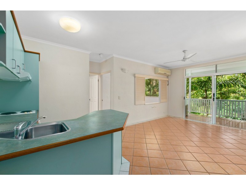 13/6-8 Triton Street, Palm Cove QLD 4879