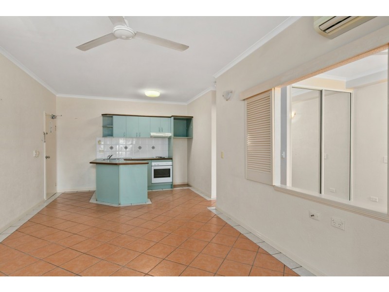 13/6-8 Triton Street, Palm Cove QLD 4879