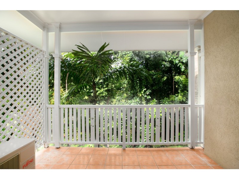 13/6-8 Triton Street, Palm Cove QLD 4879
