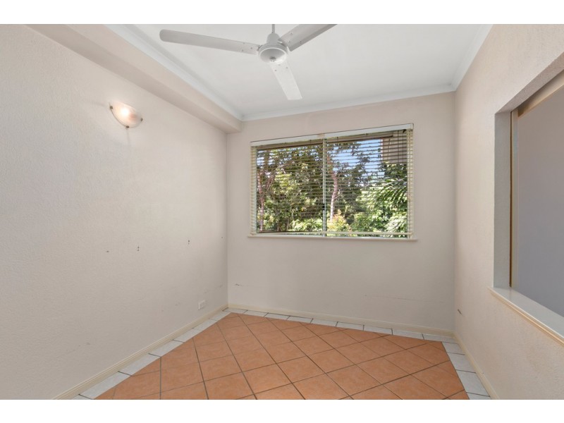 13/6-8 Triton Street, Palm Cove QLD 4879