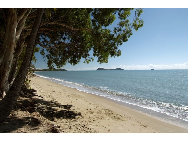 410/40-62 Clifton road, Clifton Beach QLD 4879