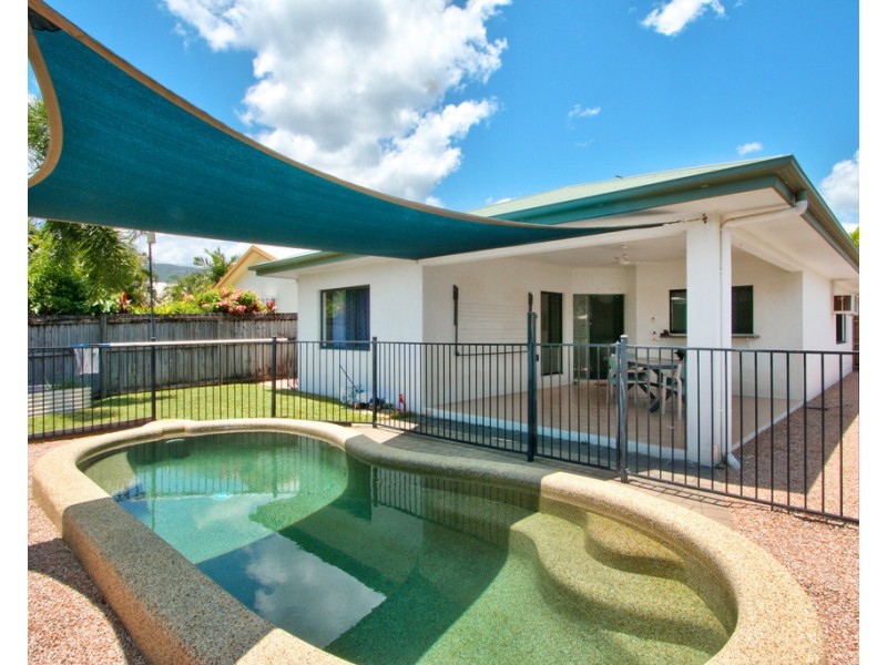 81 Nova Street, Kewarra Beach QLD 4879
