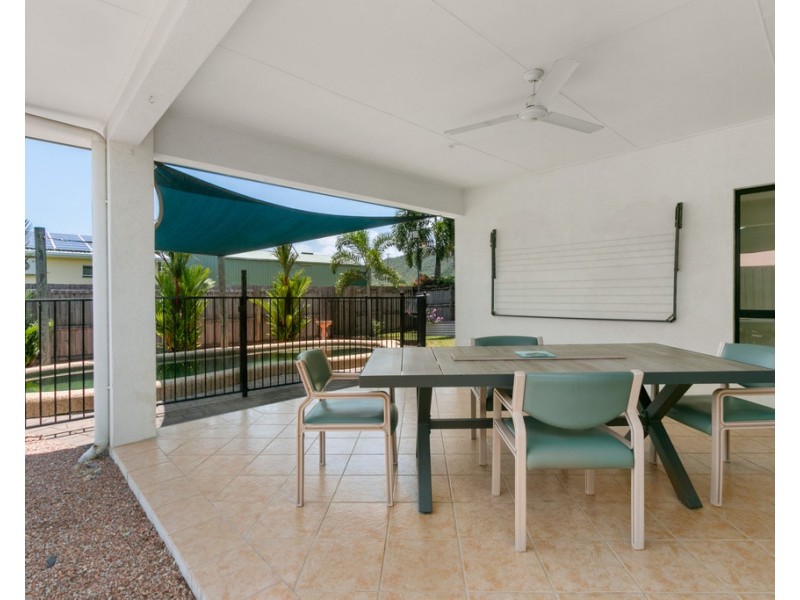 81 Nova Street, Kewarra Beach QLD 4879