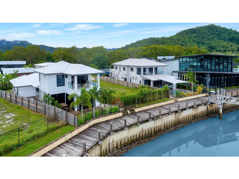 42 Marina Quay, Trinity Park QLD 4879