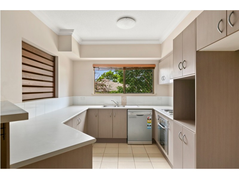 206 / 53 – 57 Clifton Road, Clifton Beach QLD 4879