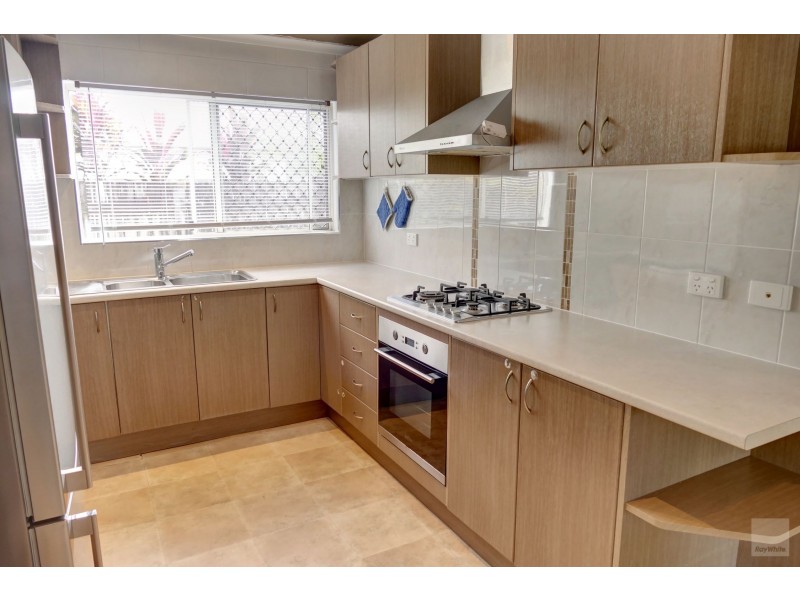 16 Whale Close, Kewarra Beach QLD 4879