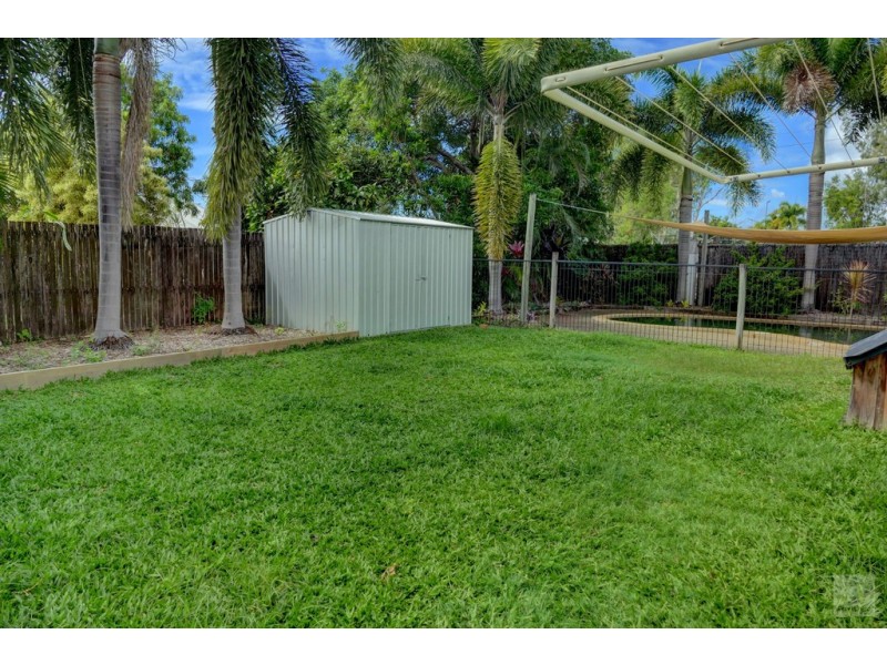 16 Whale Close, Kewarra Beach QLD 4879