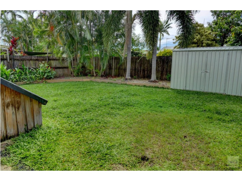 16 Whale Close, Kewarra Beach QLD 4879