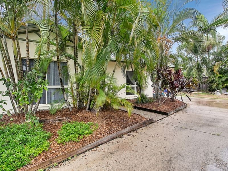 16 Whale Close, Kewarra Beach QLD 4879