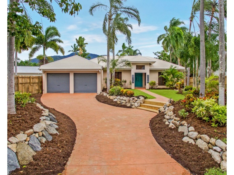 7 Avoca Close, Kewarra Beach QLD 4879