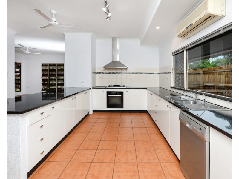 7 Avoca Close, Kewarra Beach QLD 4879