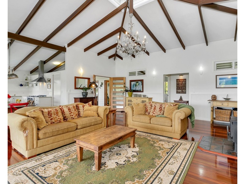 42 Williamson Drive, Kuranda QLD 4881