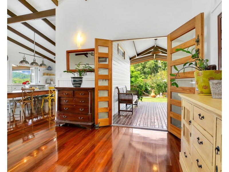 42 Williamson Drive, Kuranda QLD 4881