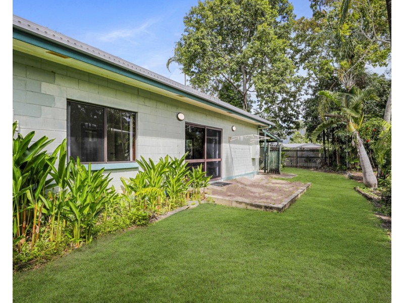 32 Starling Street, Kewarra Beach QLD 4879