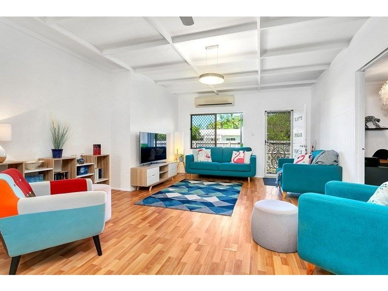 22 Baines Street, Clifton Beach QLD 4879