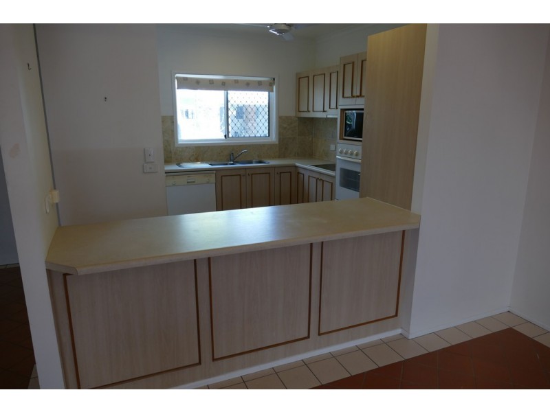 11/77-79 Moore Street, Trinity Beach QLD 4879