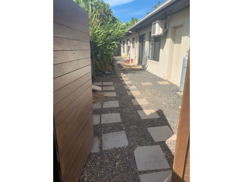 56 Moore Road, Kewarra Beach QLD 4879