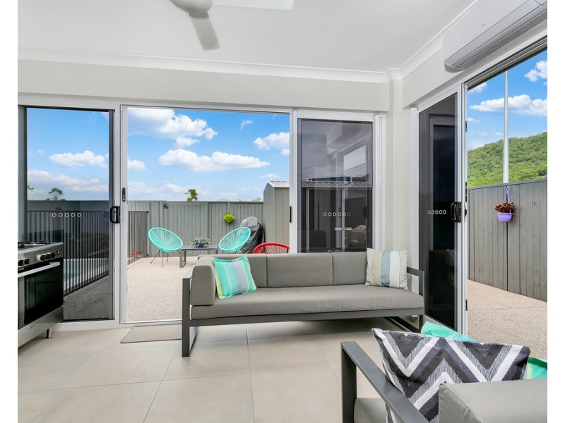 4 Coxswain Place, Trinity Beach QLD 4879