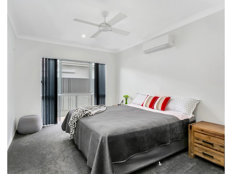 4 Coxswain Place, Trinity Beach QLD 4879