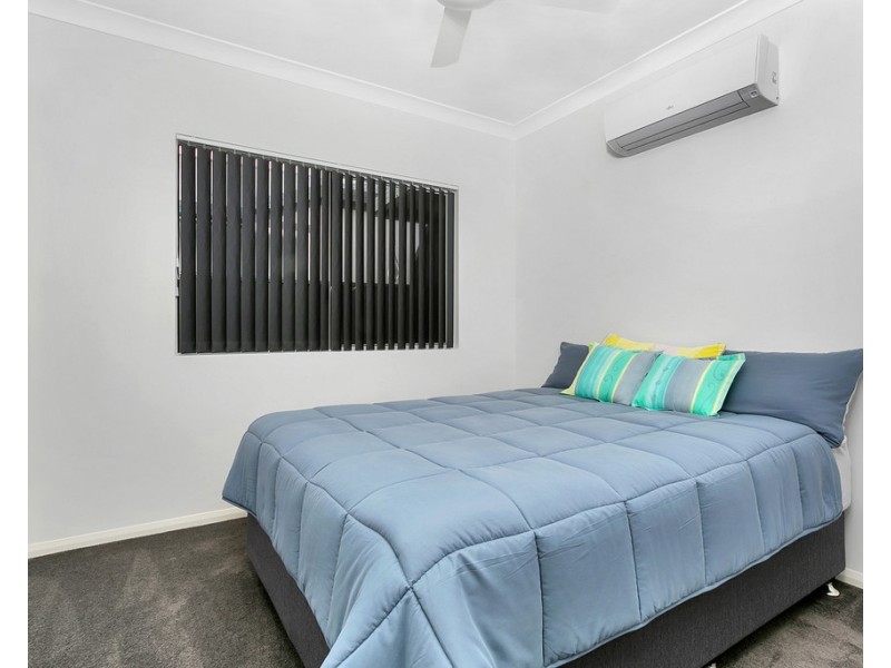 4 Coxswain Place, Trinity Beach QLD 4879