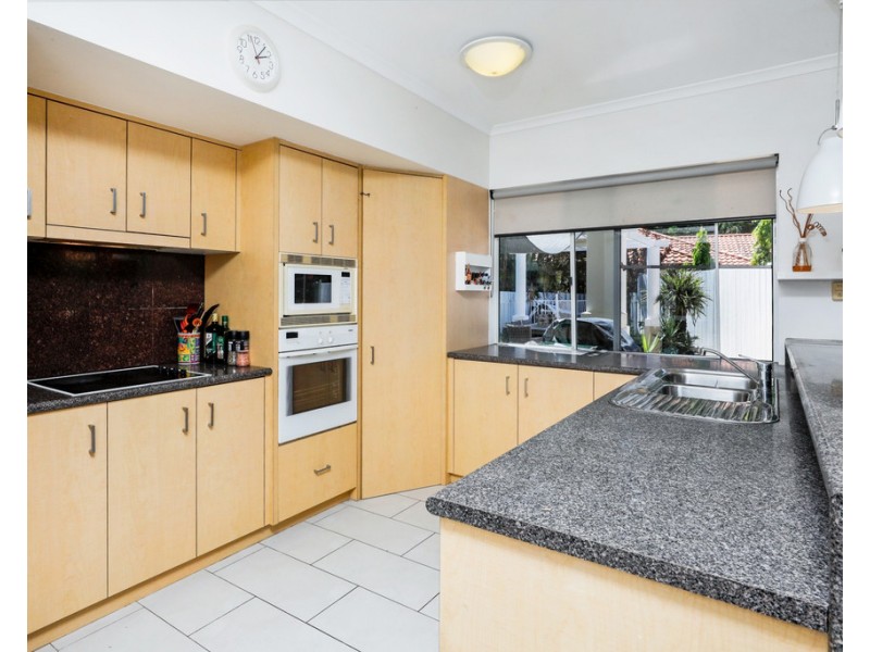 36 Stream Avenue, Kewarra Beach QLD 4879