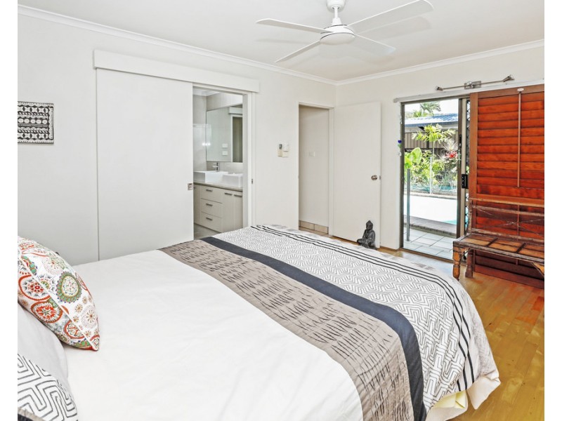 20 Madang Street, Trinity Beach QLD 4879