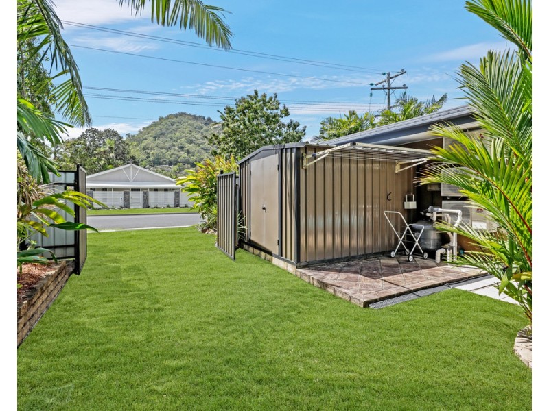 20 Madang Street, Trinity Beach QLD 4879