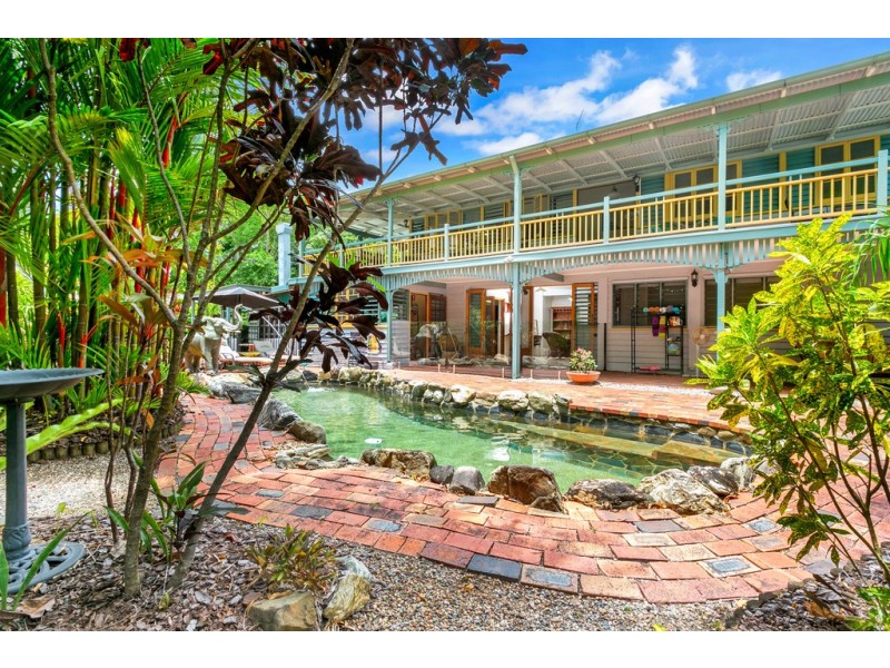 75 Kamerunga Road, Stratford QLD 4870