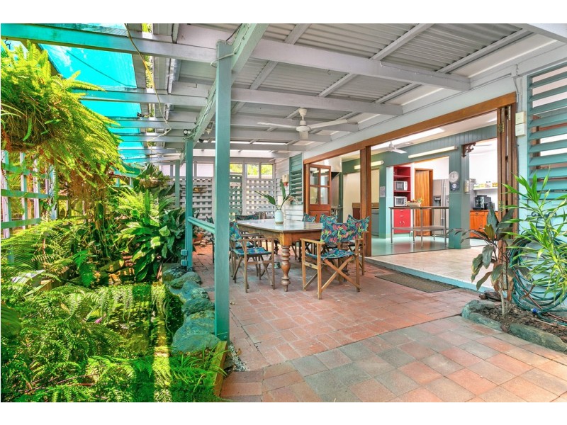 75 Kamerunga Road, Stratford QLD 4870