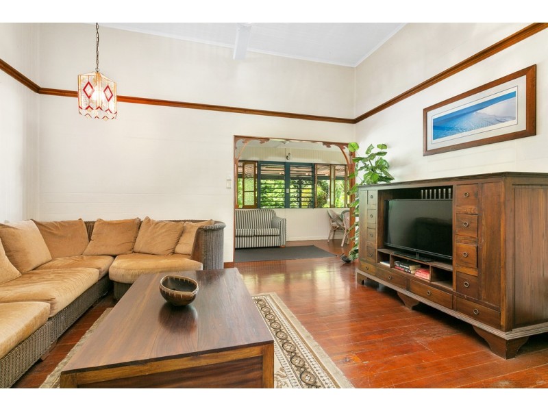 75 Kamerunga Road, Stratford QLD 4870